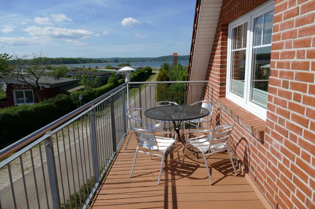 Haus Am Deich Feriendomizil Mit Balkon Lägenhet Baabe Exteriör bild