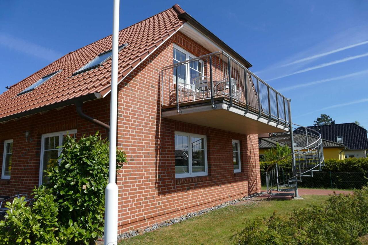 Haus Am Deich Feriendomizil Mit Balkon Lägenhet Baabe Exteriör bild