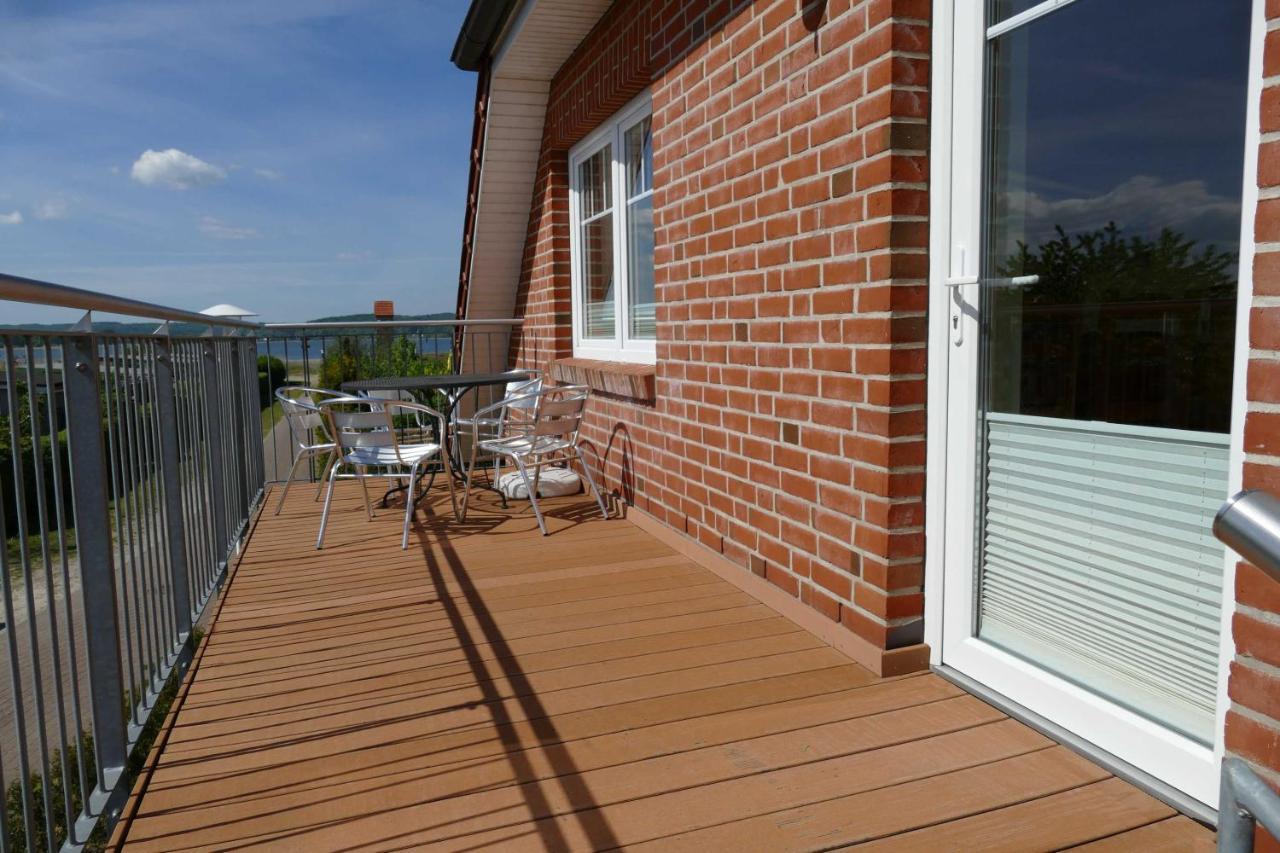 Haus Am Deich Feriendomizil Mit Balkon Lägenhet Baabe Exteriör bild