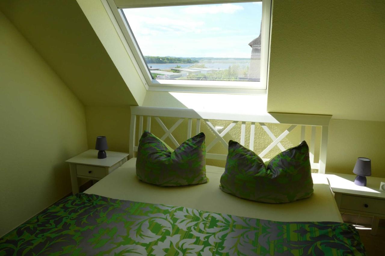 Haus Am Deich Feriendomizil Mit Balkon Lägenhet Baabe Exteriör bild