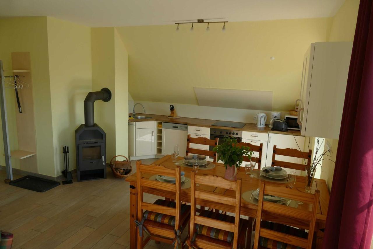 Haus Am Deich Feriendomizil Mit Balkon Lägenhet Baabe Exteriör bild